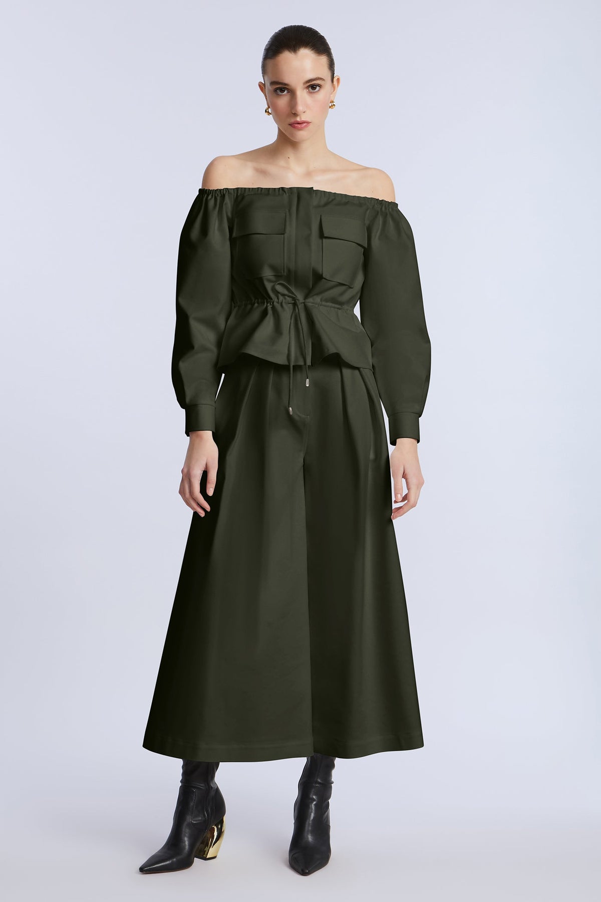 Pleated Front Crop Pant